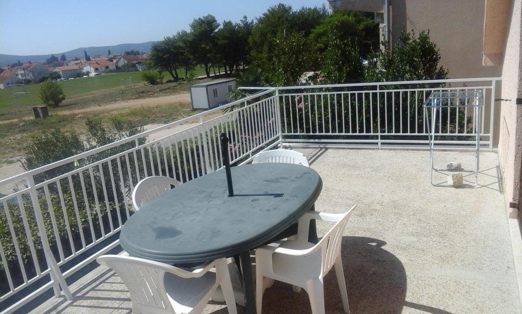 Apartment Rogic 비오그라드나모루 외부 사진