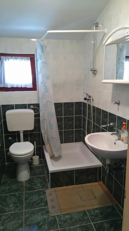 Apartment Rogic 비오그라드나모루 외부 사진